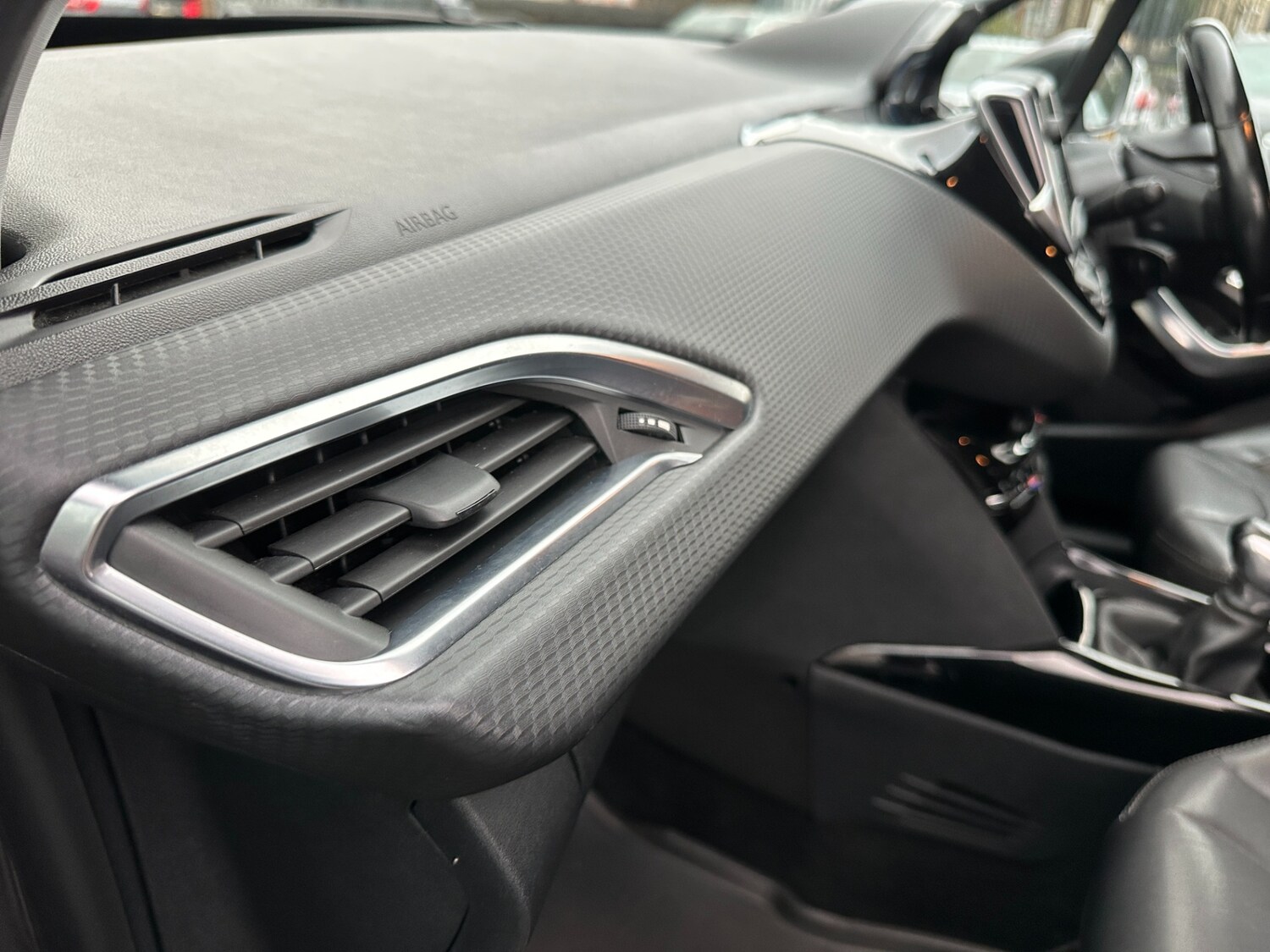 Used Peugeot 2008 2017 for sale - 77492586: Photo 52