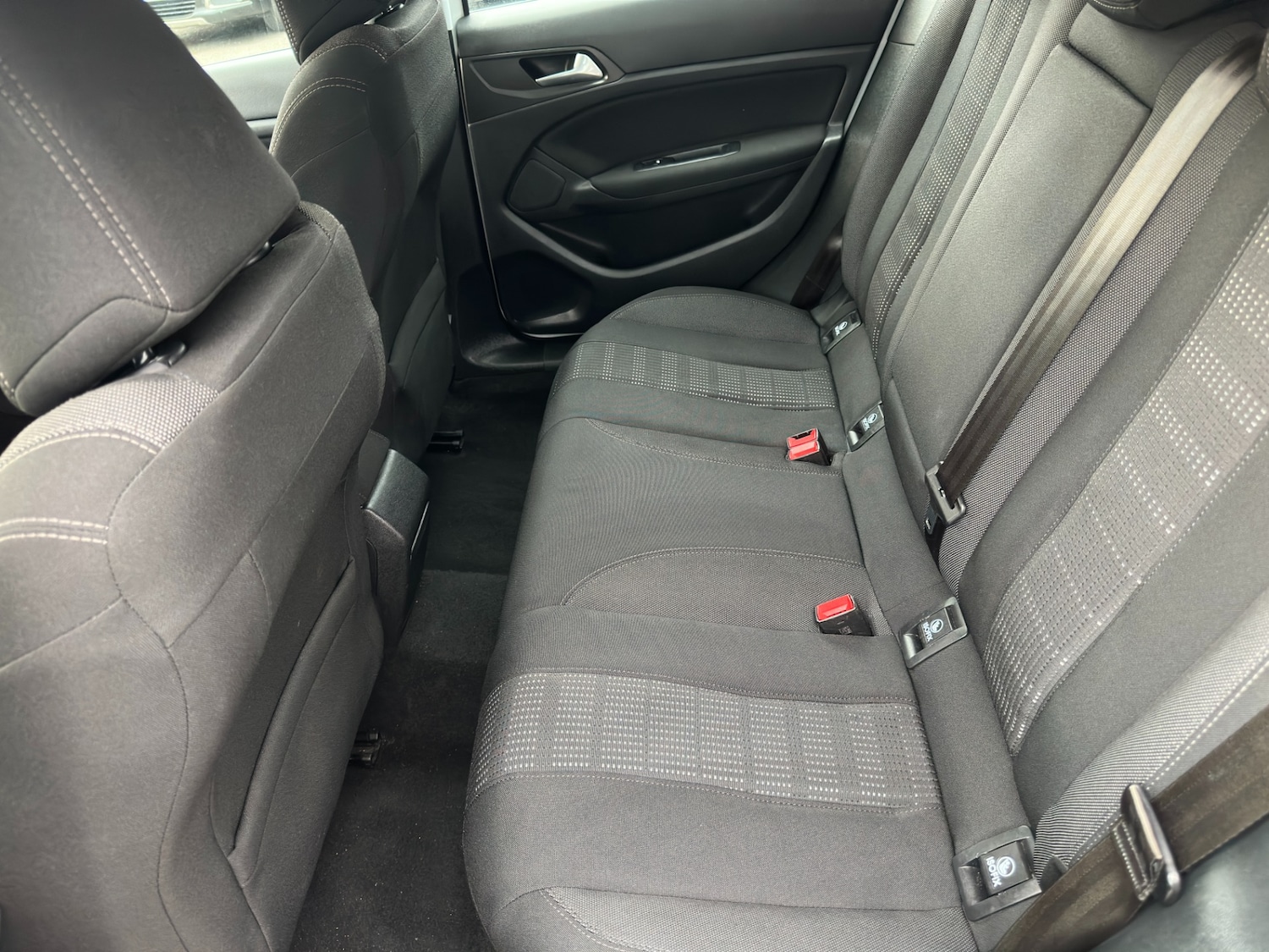 Used Peugeot 308 2015 for sale - 76354999: Photo 11