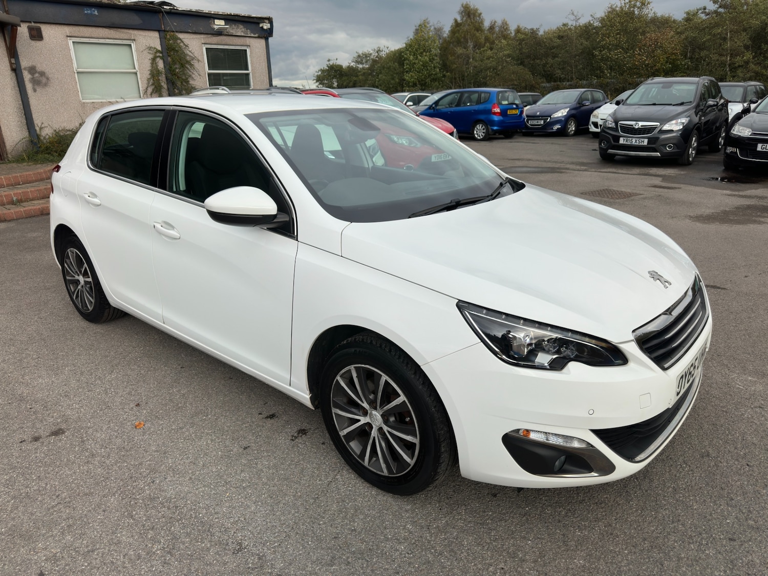 Used Peugeot 308 2015 for sale - 76354999: Photo 17