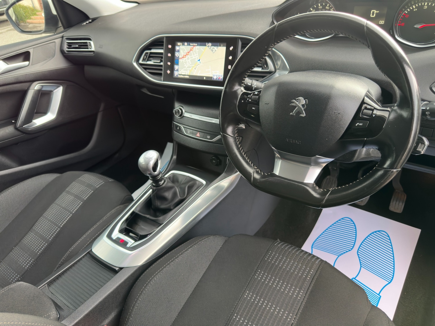 Used Peugeot 308 2015 for sale - 76354999: Photo 2