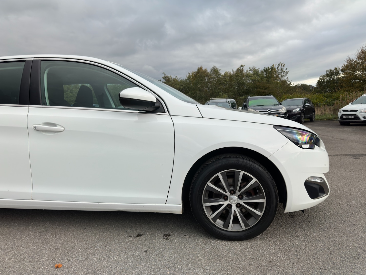 Used Peugeot 308 2015 for sale - 76354999: Photo 24