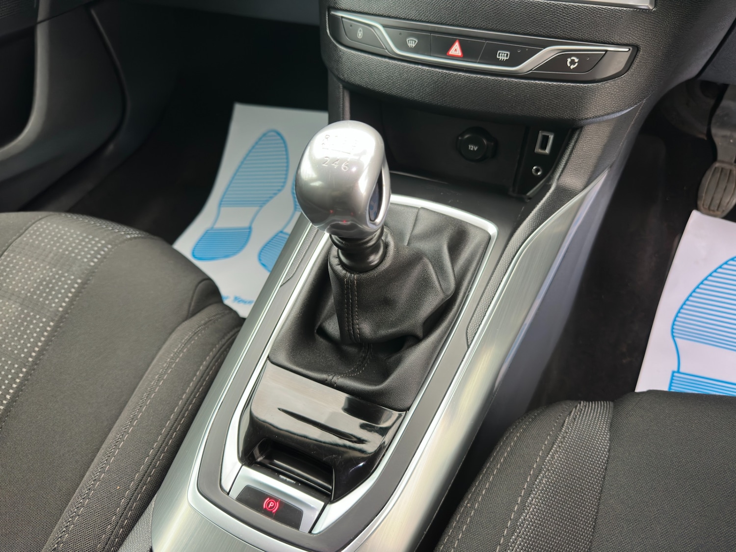 Used Peugeot 308 2015 for sale - 76354999: Photo 40