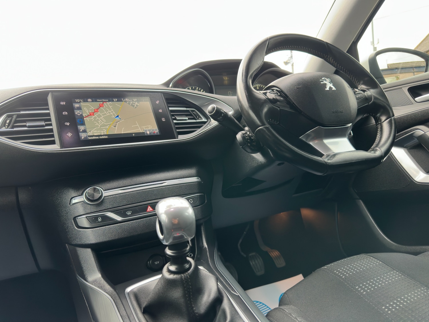 Used Peugeot 308 2015 for sale - 76354999: Photo 48