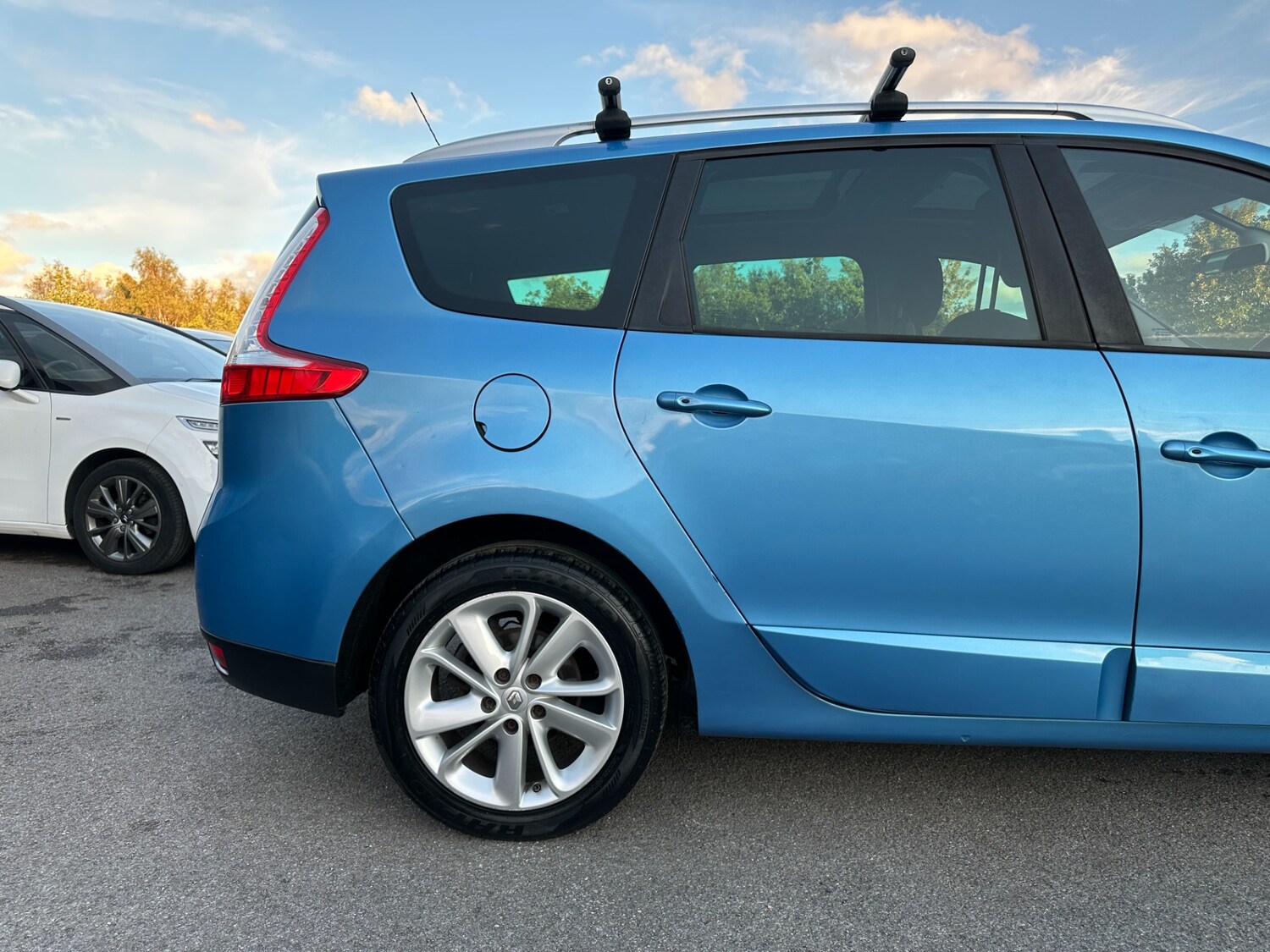 Vehicle 27