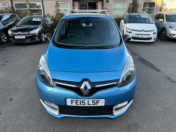 Used Renault Grand Scenic 2015 for sale - 75779491: Photo