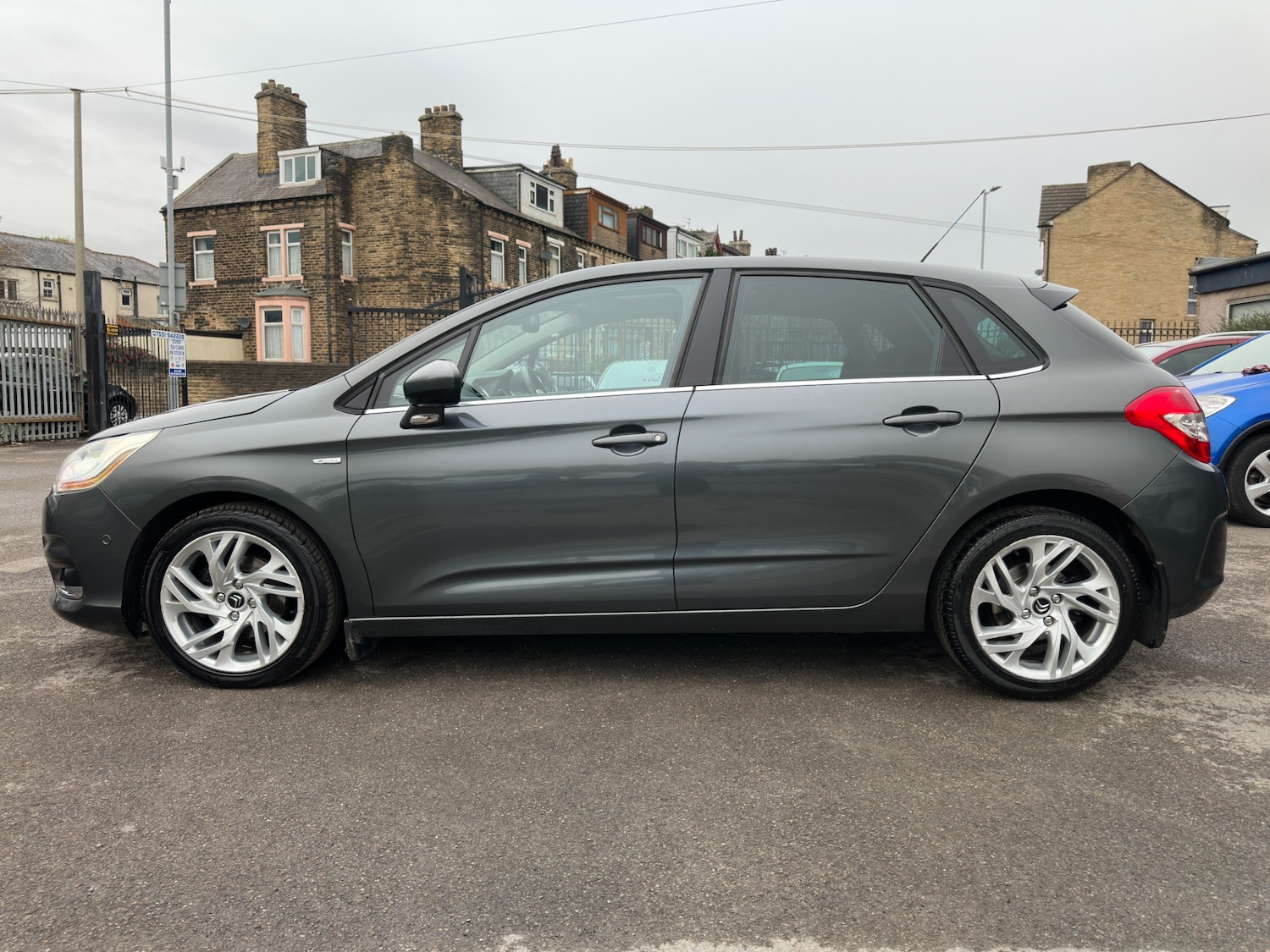 Used Citroen C4 2011 for sale - 76413902: Photo 17