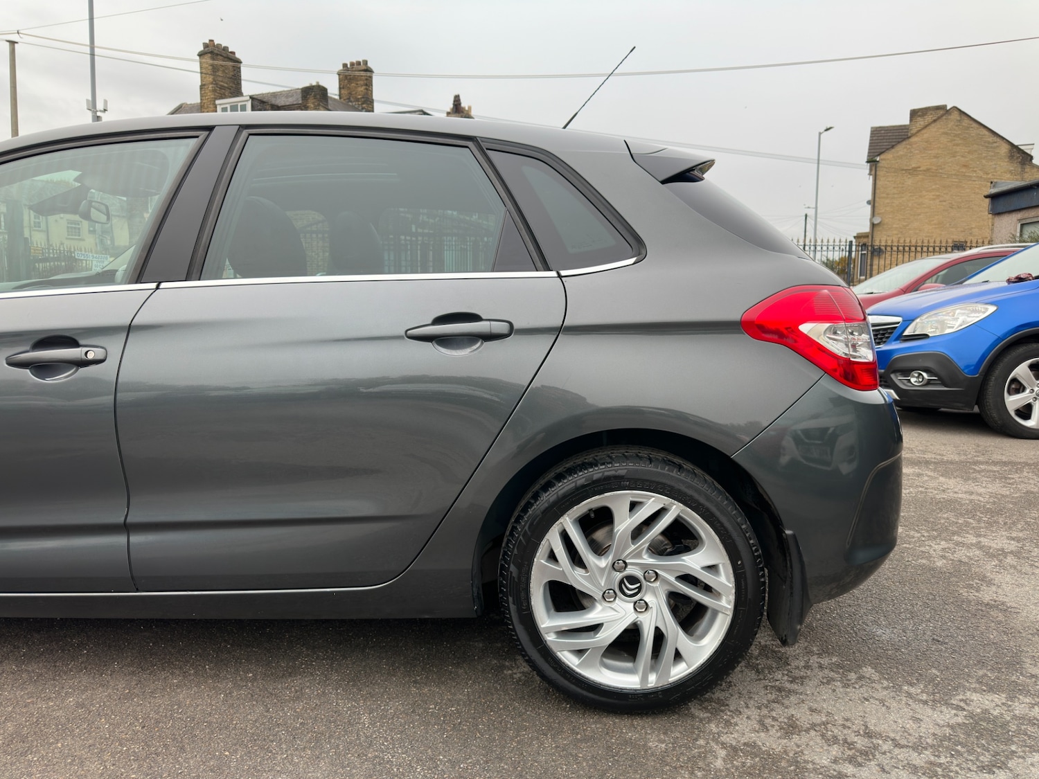 Used Citroen C4 2011 for sale - 76413902: Photo 30