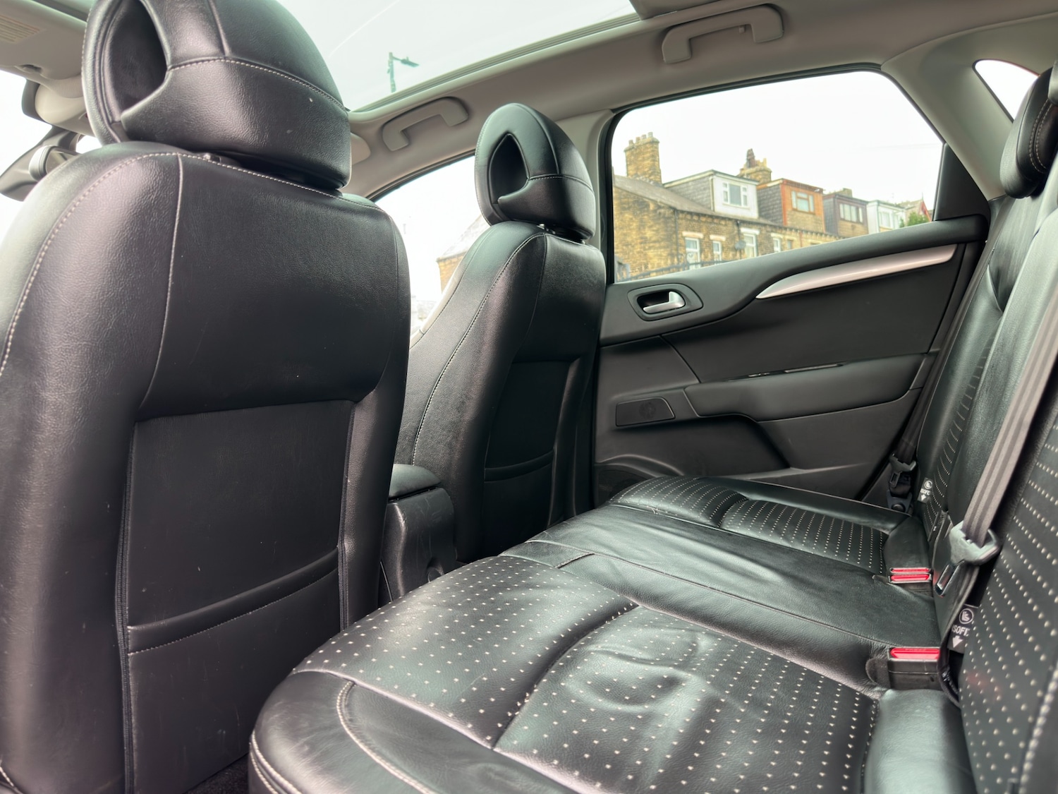 Used Citroen C4 2011 for sale - 76413902: Photo 47