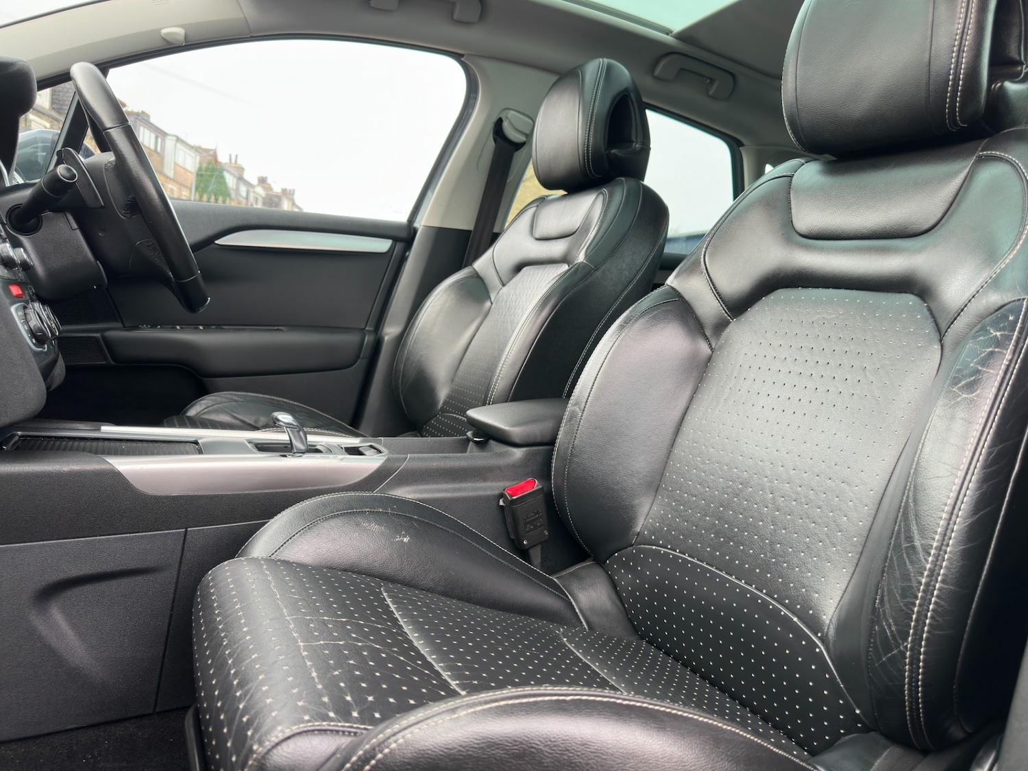 Used Citroen C4 2011 for sale - 76413902: Photo 50