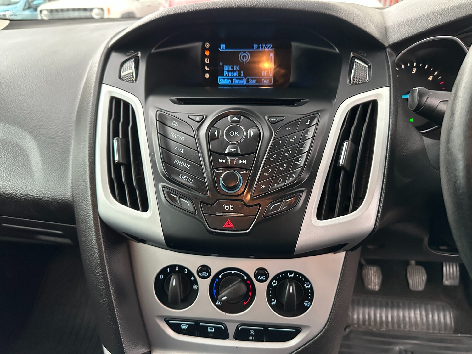 Used Ford Focus 2013 for sale - 78091075: Photo 25