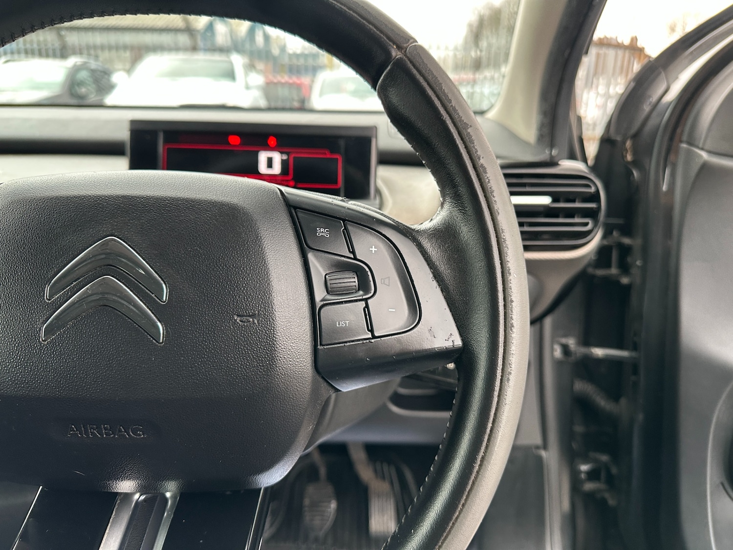 Used Citroen C4 Cactus 2015 for sale - 77562656: Photo 30