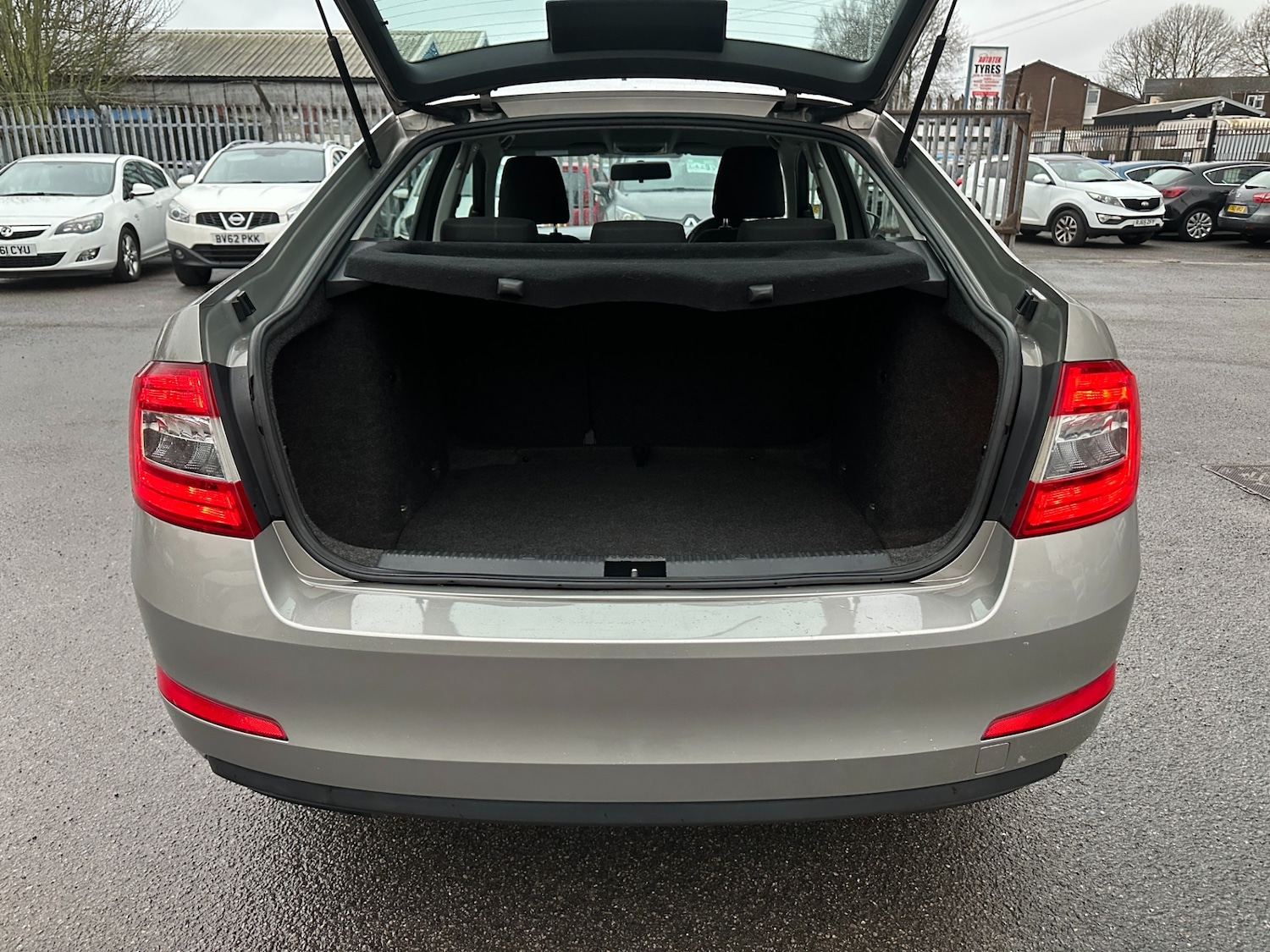 Used Skoda Octavia 2013 for sale - 77300406: Photo 14