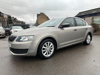 Used Skoda Octavia 2013 for sale - 77300406: Photo