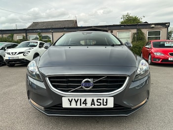 Used Volvo V40 2014 for sale - 79102126: Photo