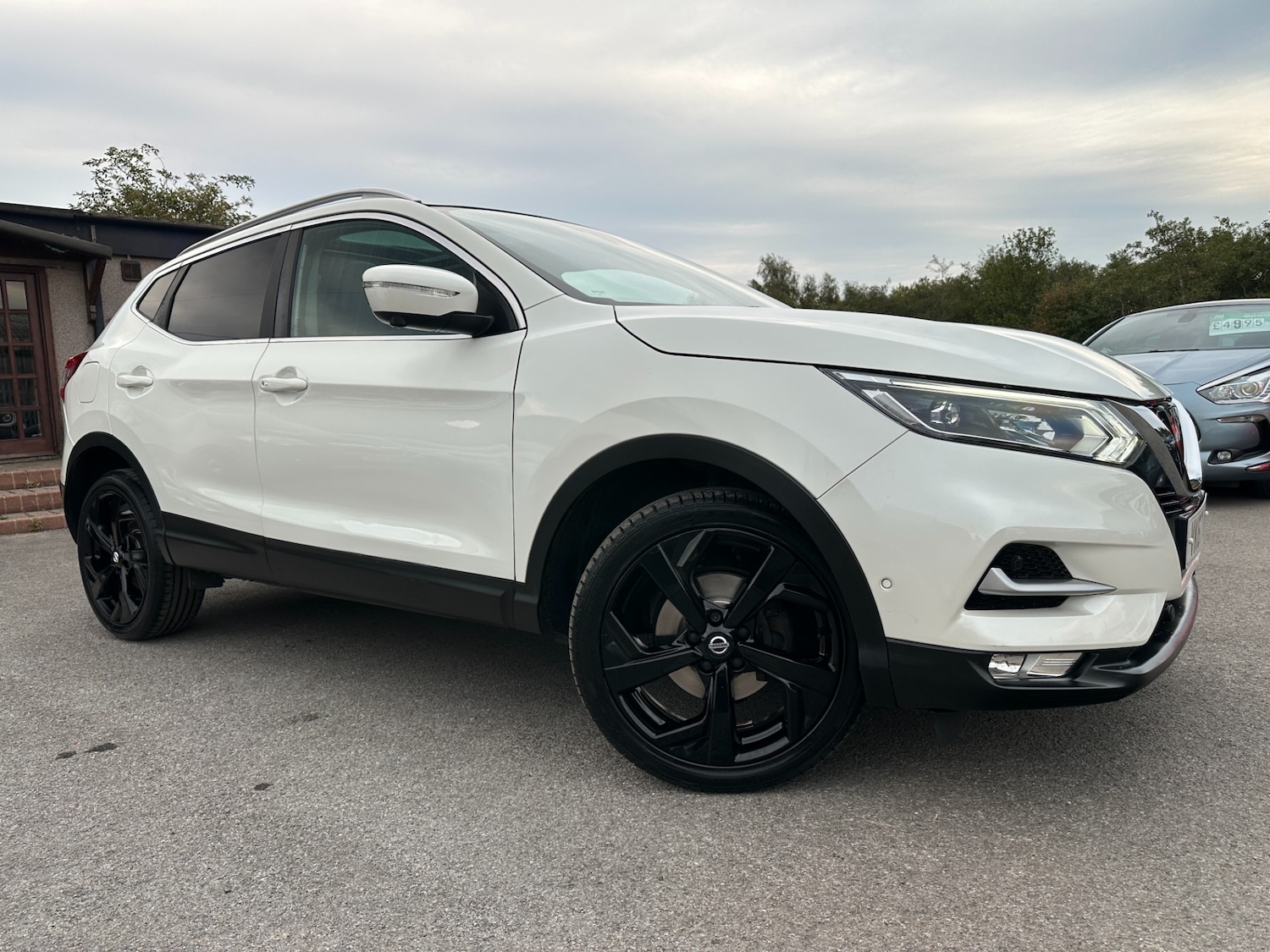 Used Nissan Qashqai 2017 for sale - 76146223: Photo 1
