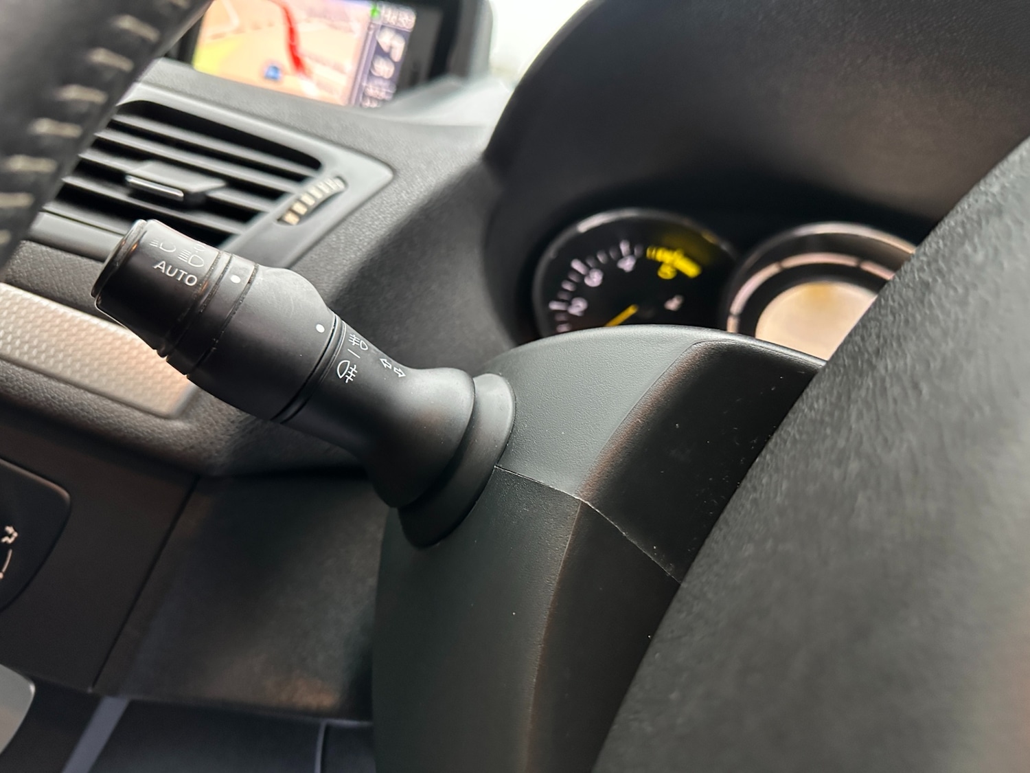 Used Renault Megane 2012 for sale - 77328912: Photo 32