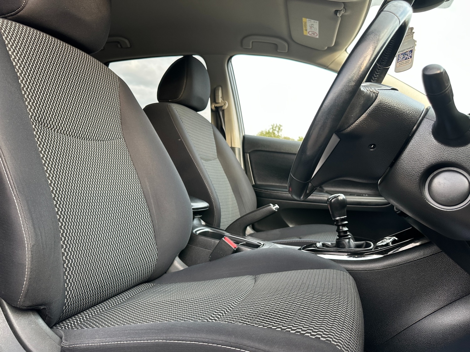 Used Nissan Pulsar 2015 for sale - 76379462: Photo 32