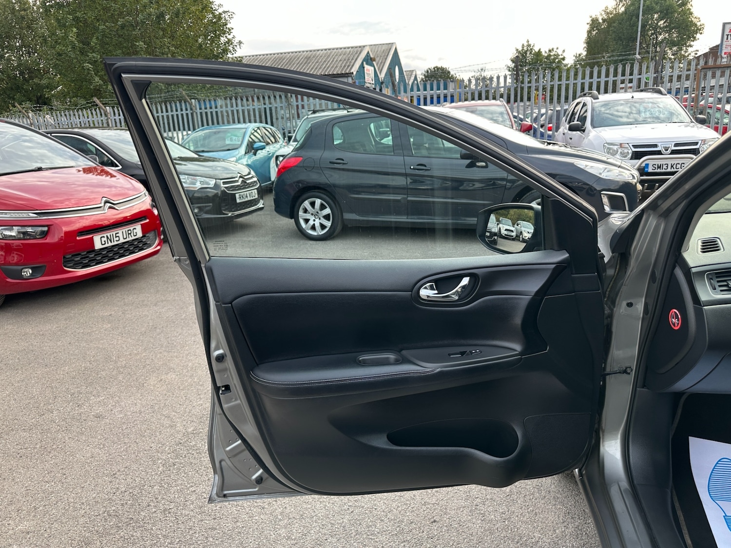 Used Nissan Pulsar 2015 for sale - 76379462: Photo 49