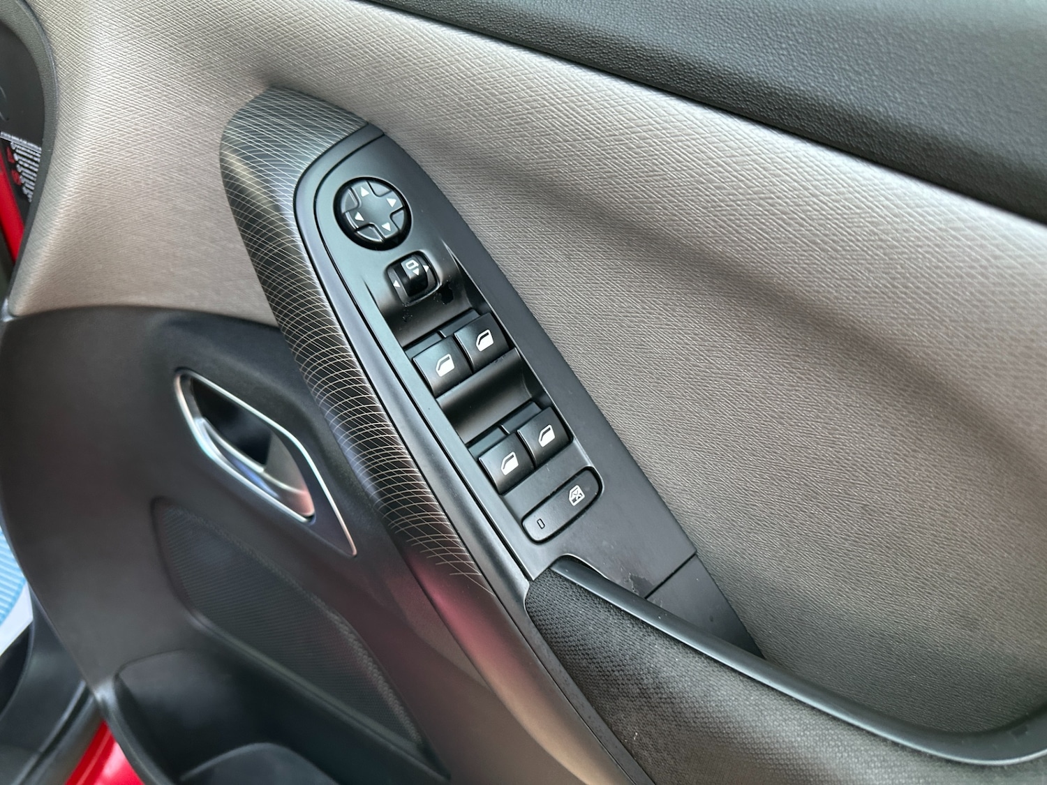 Used Citroen Grand C4 Picasso 2014 for sale - 77763761: Photo 30