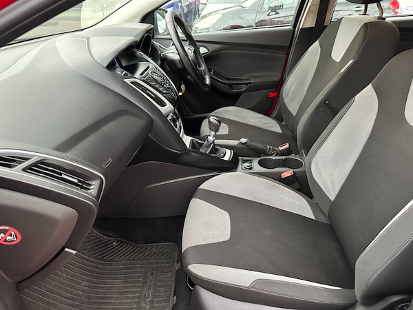 Used Ford Focus 2013 for sale - 76205744: Photo 12