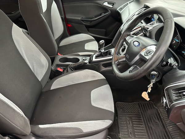 Used Ford Focus 2013 for sale - 76205744: Photo 22