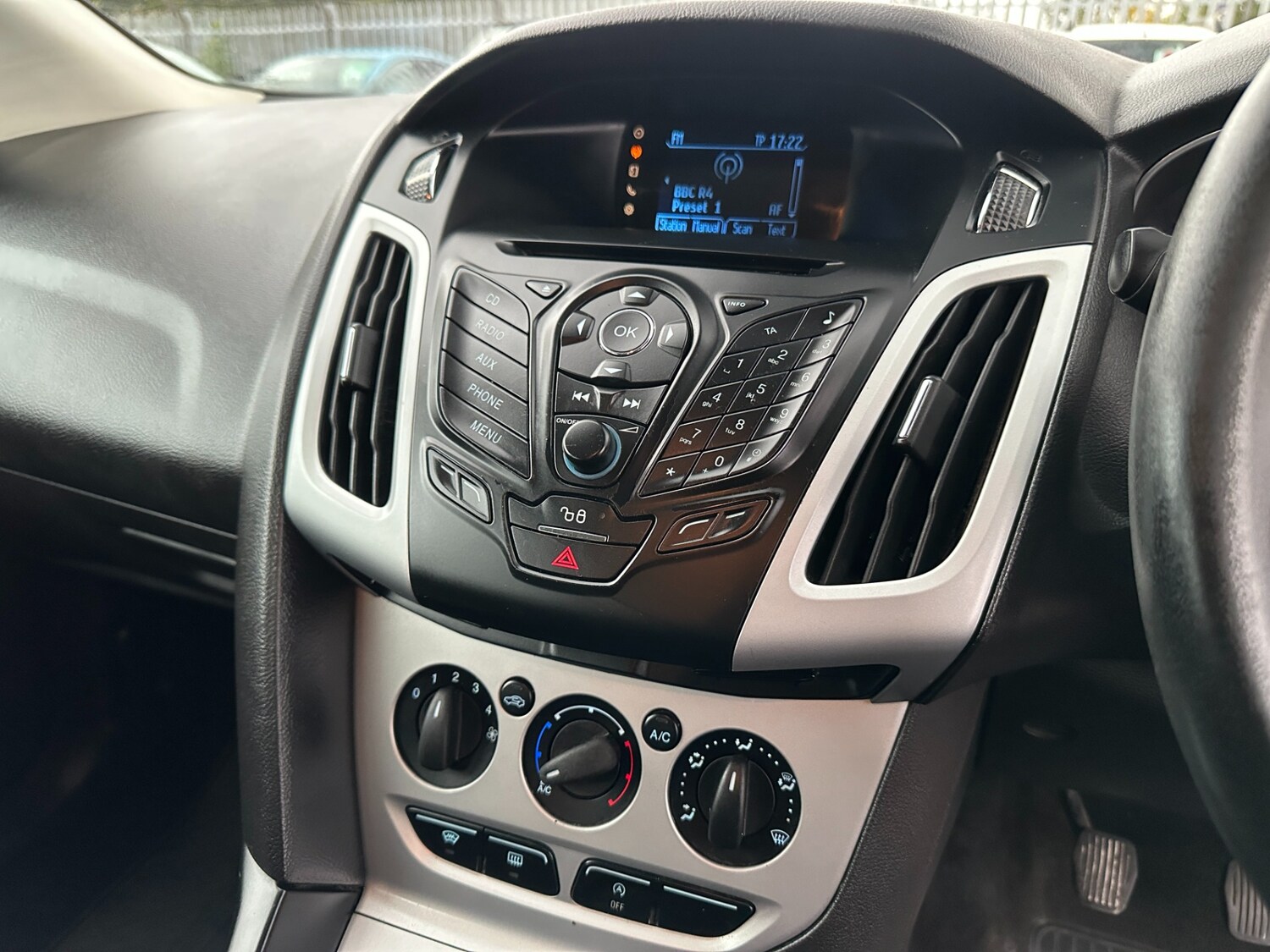 Used Ford Focus 2013 for sale - 76205744: Photo 25