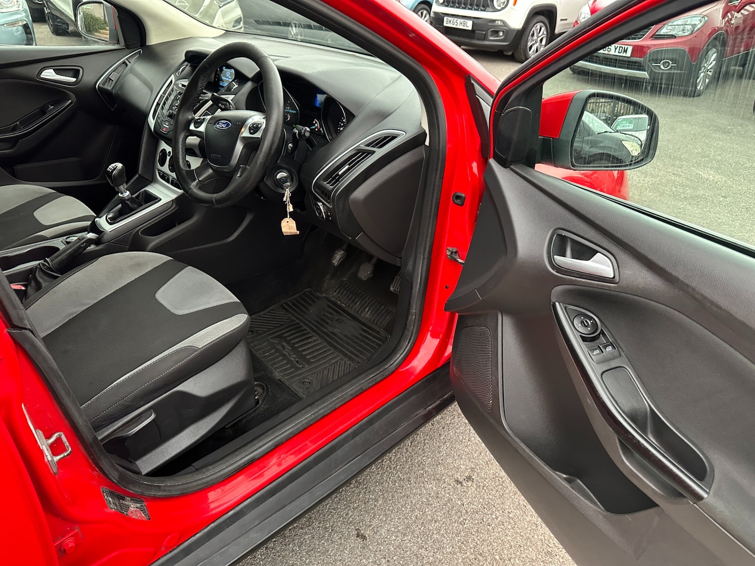 Used Ford Focus 2013 for sale - 76205744: Photo 6