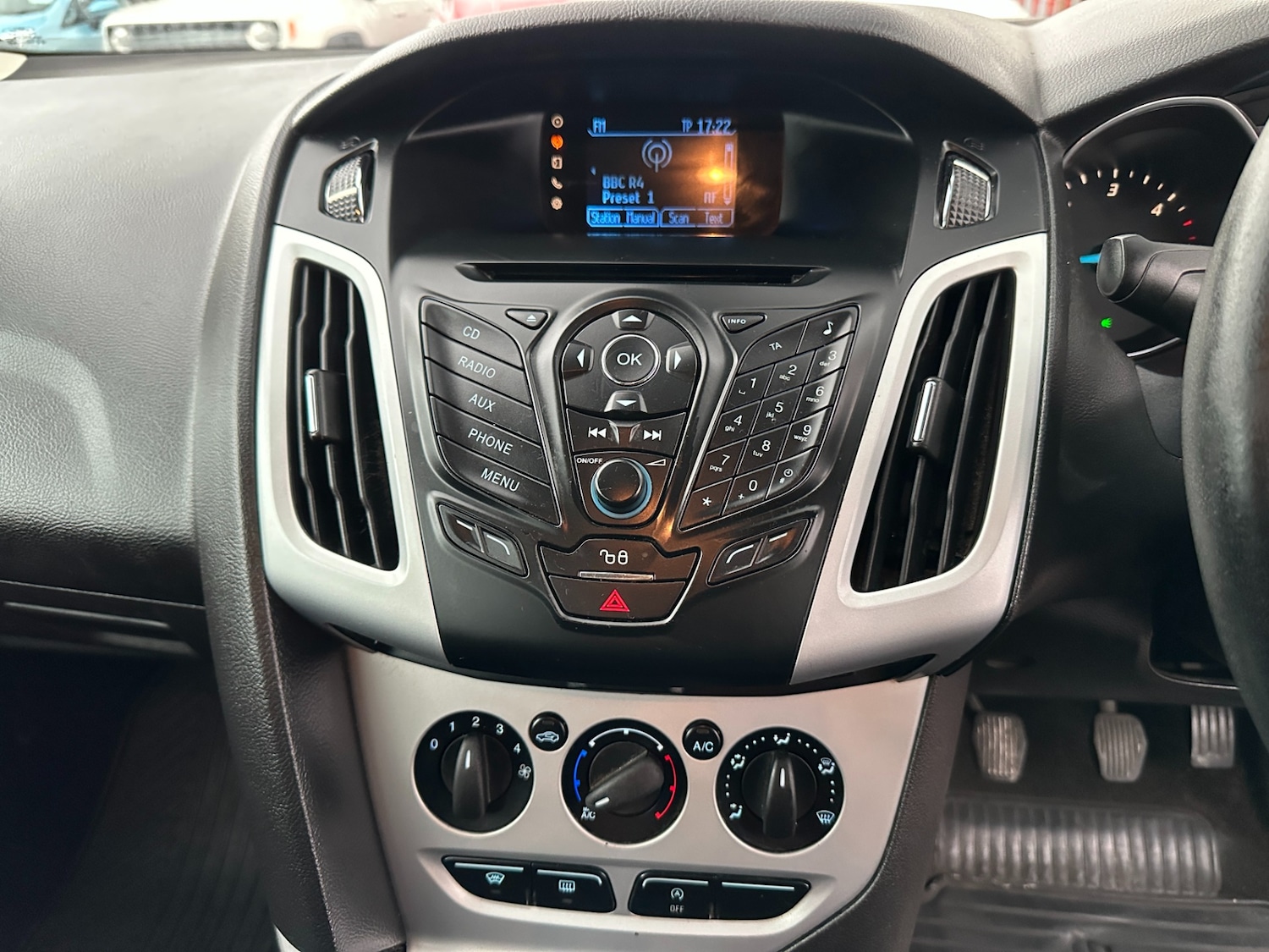 Used Ford Focus 2013 for sale - 76205744: Photo 7