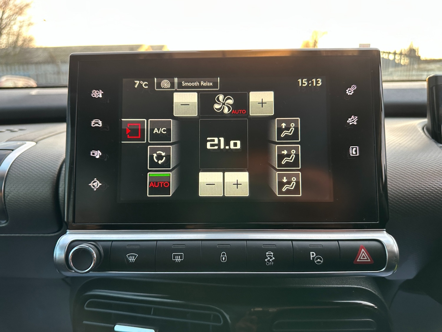 Used Citroen C4 Cactus 2015 for sale - 76958811: Photo 35