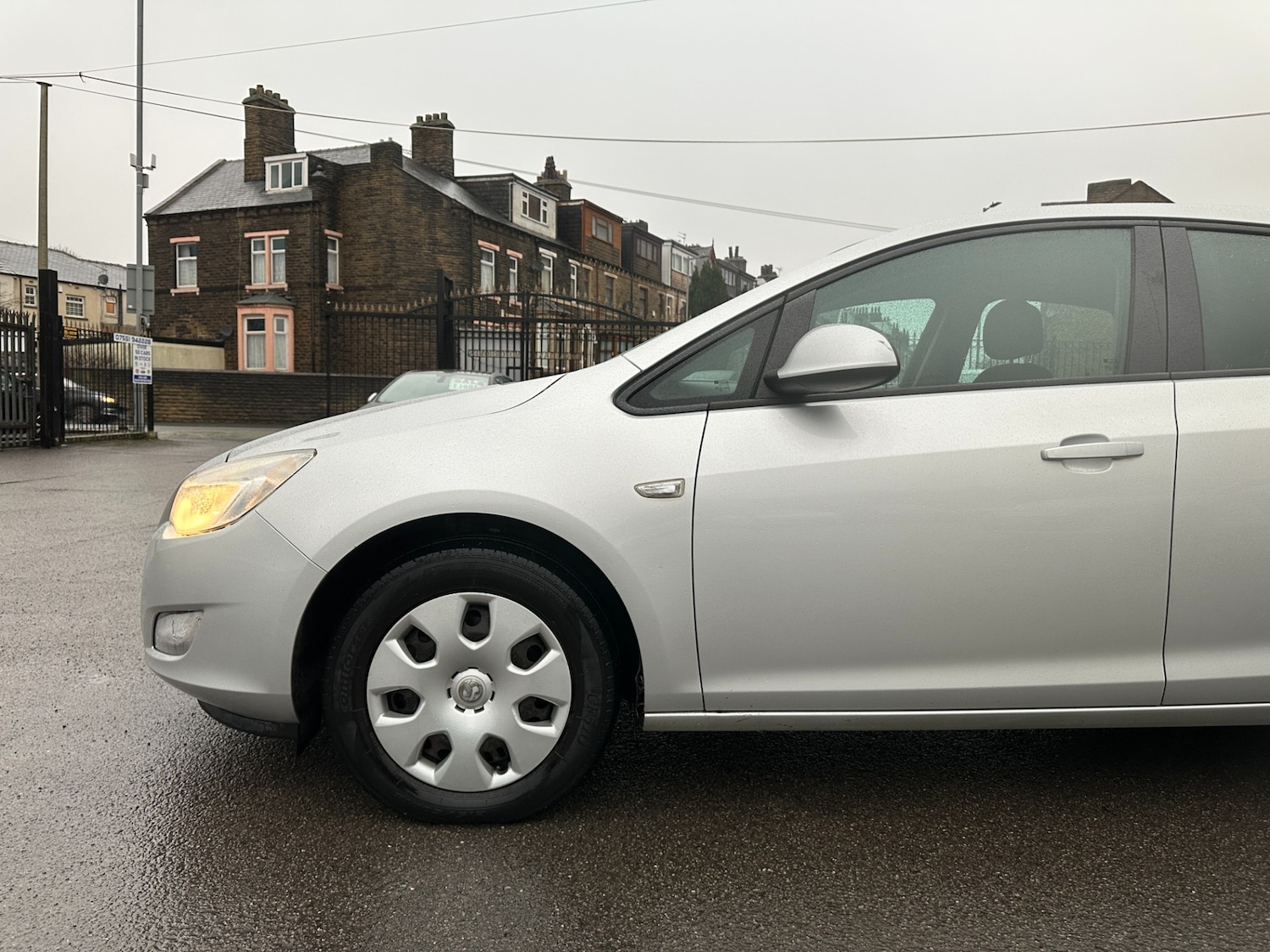 Used Vauxhall Astra 2010 for sale - 77339353: Photo 23