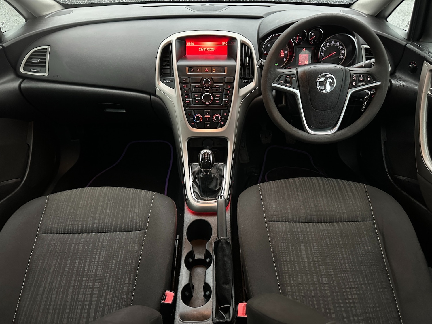 Used Vauxhall Astra 2010 for sale - 77339353: Photo 9