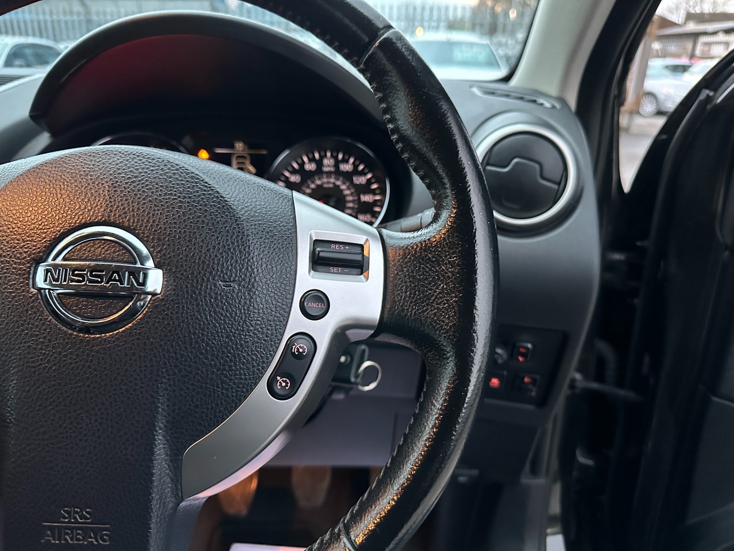 Used Nissan Qashqai 2013 for sale - 76709620: Photo 42