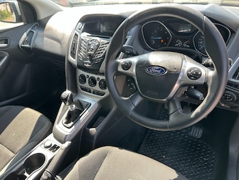 Used Ford Focus 2014 for sale - 79605915: Photo