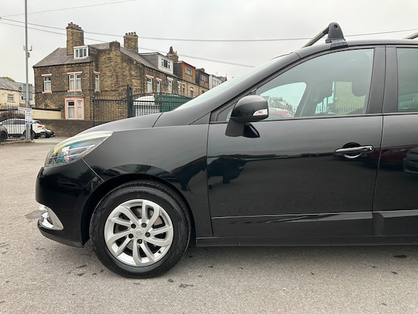 Used Renault Grand Scenic 2014 for sale - 76256822: Photo 28