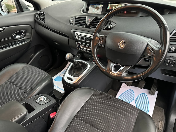 Used Renault Grand Scenic 2014 for sale - 76256822: Photo 2