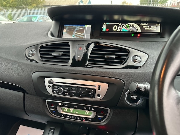 Used Renault Grand Scenic 2014 for sale - 76256822: Photo 32
