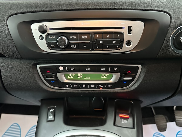 Used Renault Grand Scenic 2014 for sale - 76256822: Photo 33