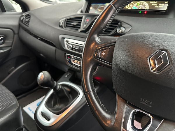 Used Renault Grand Scenic 2014 for sale - 76256822: Photo 40