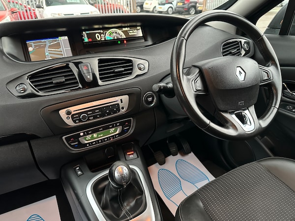 Used Renault Grand Scenic 2014 for sale - 76256822: Photo 46
