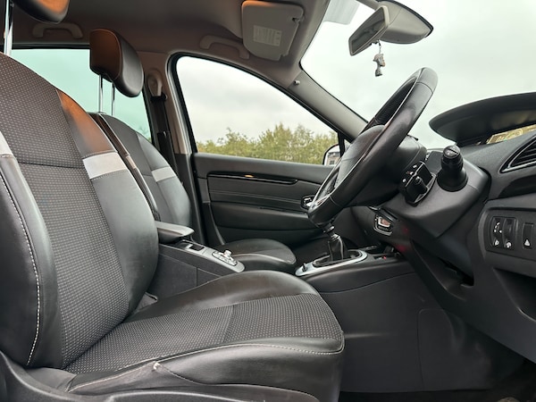 Used Renault Grand Scenic 2014 for sale - 76256822: Photo 8