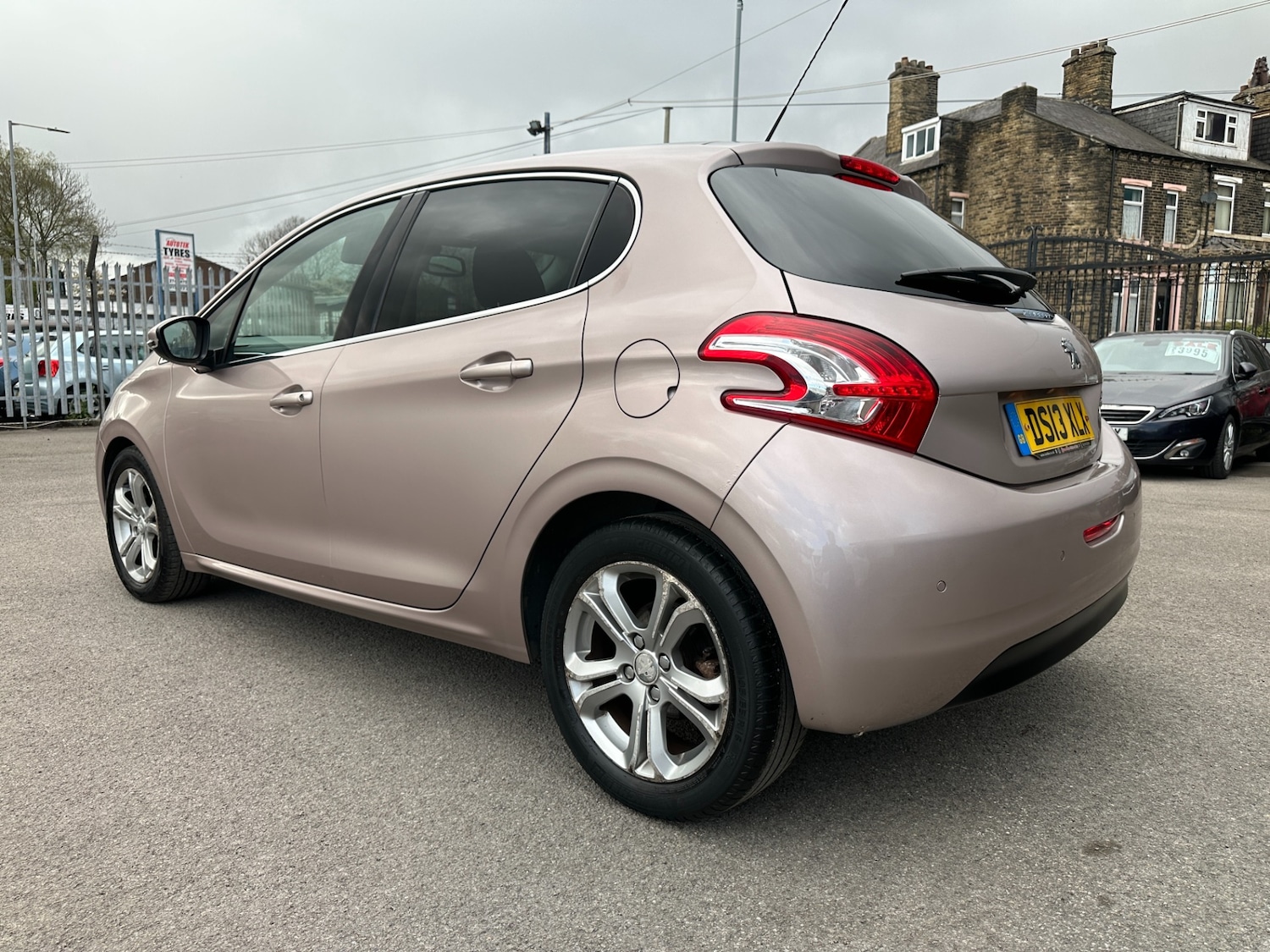 Used Peugeot 208 2013 for sale - 78212060: Photo 18