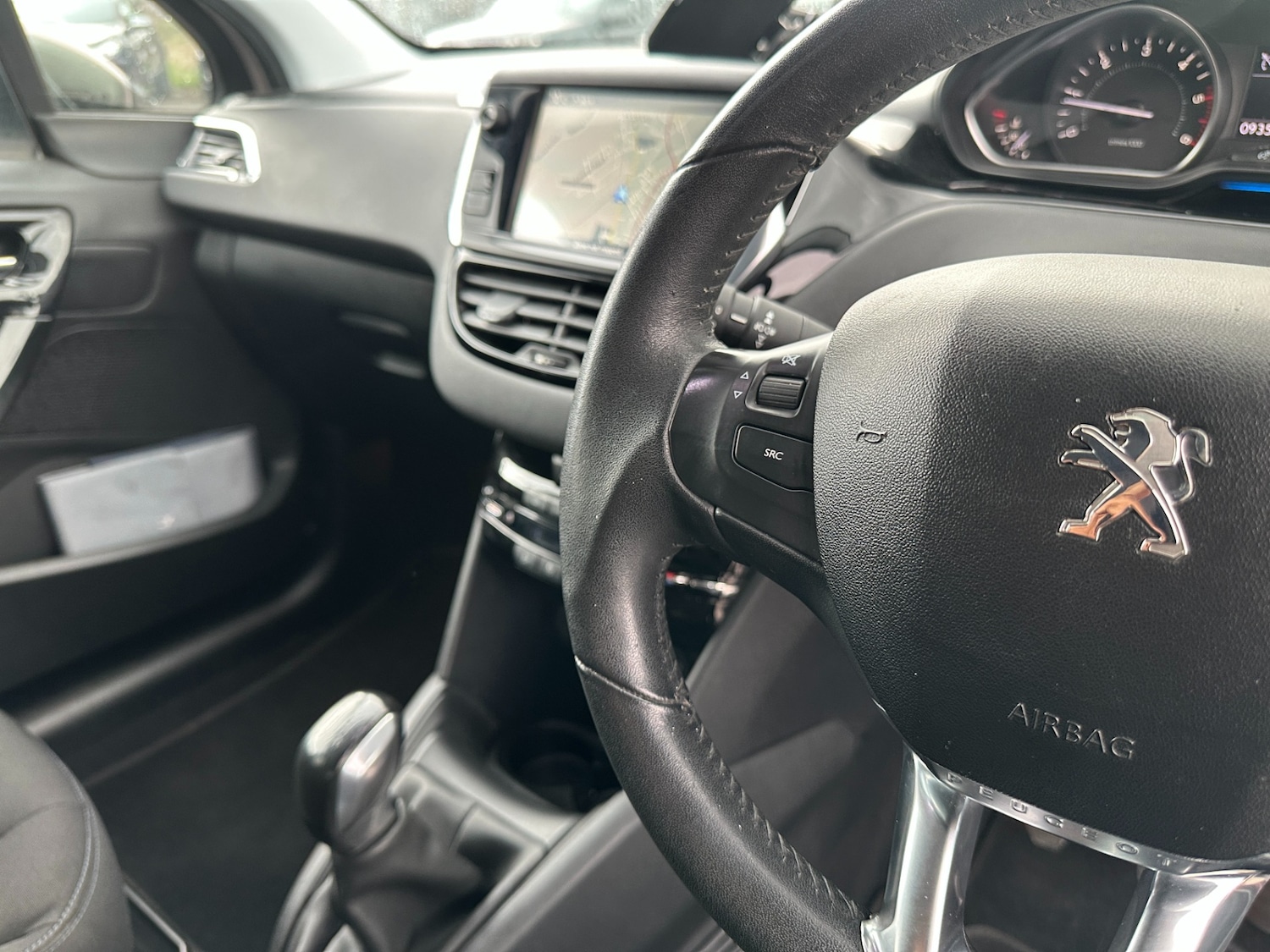 Used Peugeot 208 2013 for sale - 78212060: Photo 36