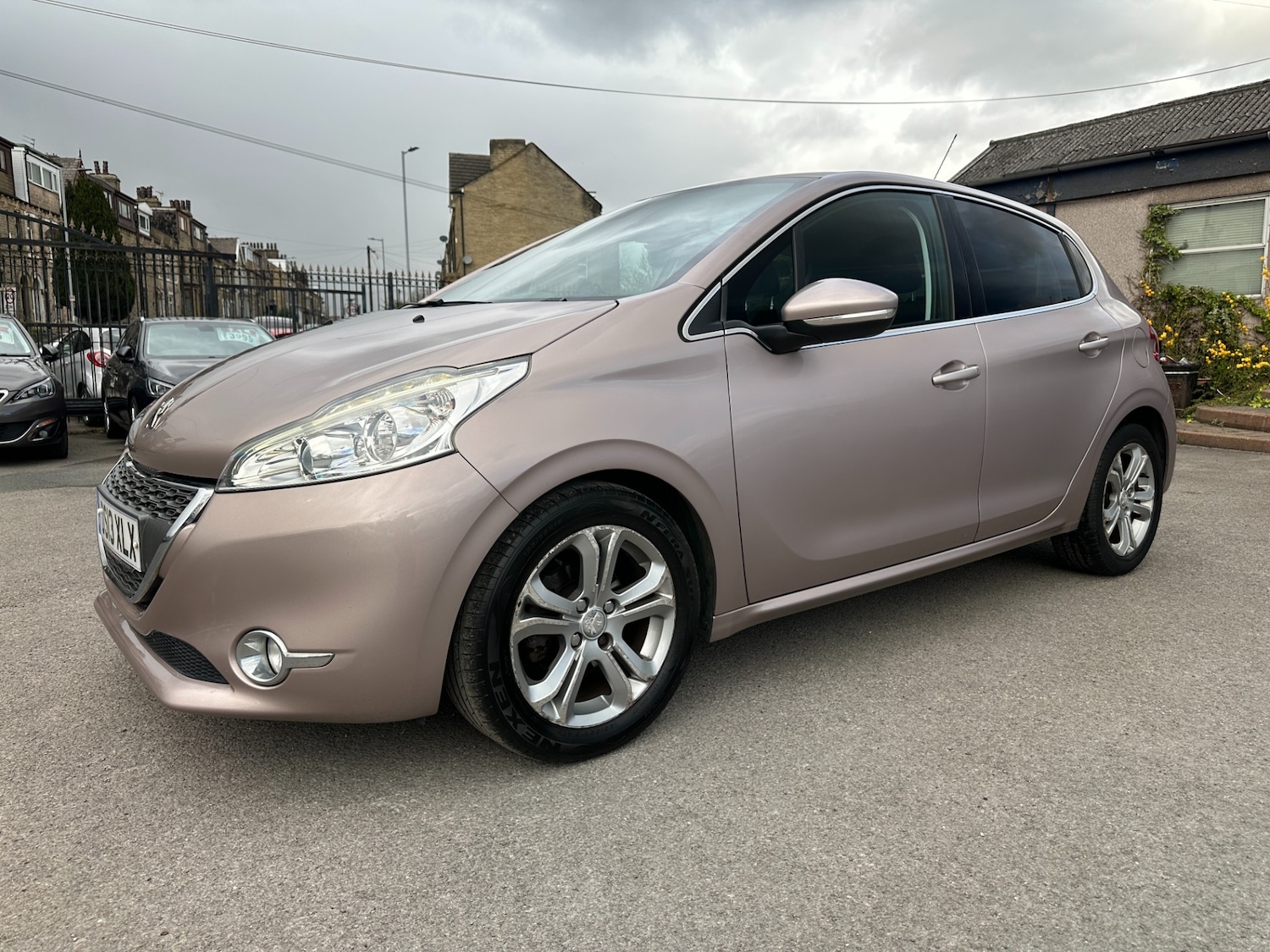 Used Peugeot 208 2013 for sale - 78212060: Photo 4