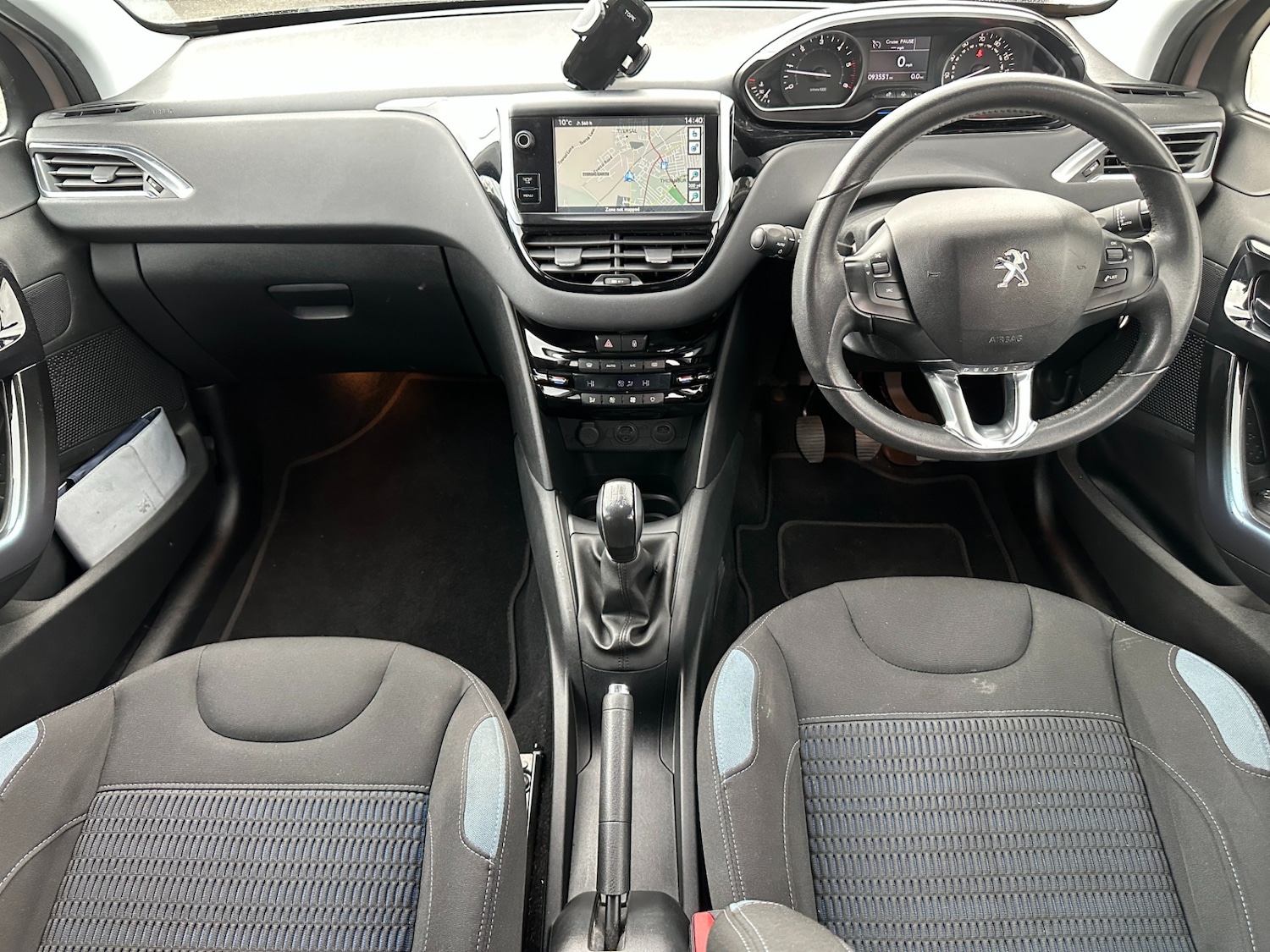 Used Peugeot 208 2013 for sale - 78212060: Photo 9