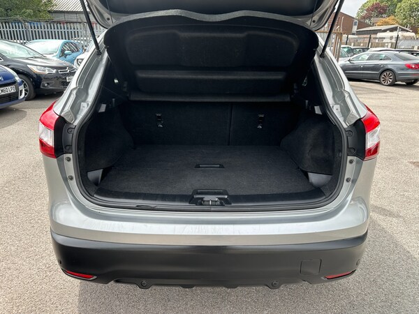 Used Nissan Qashqai 2014 for sale - 75996488: Photo 16