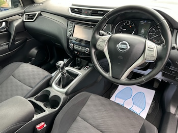 Used Nissan Qashqai 2014 for sale - 75996488: Photo 2