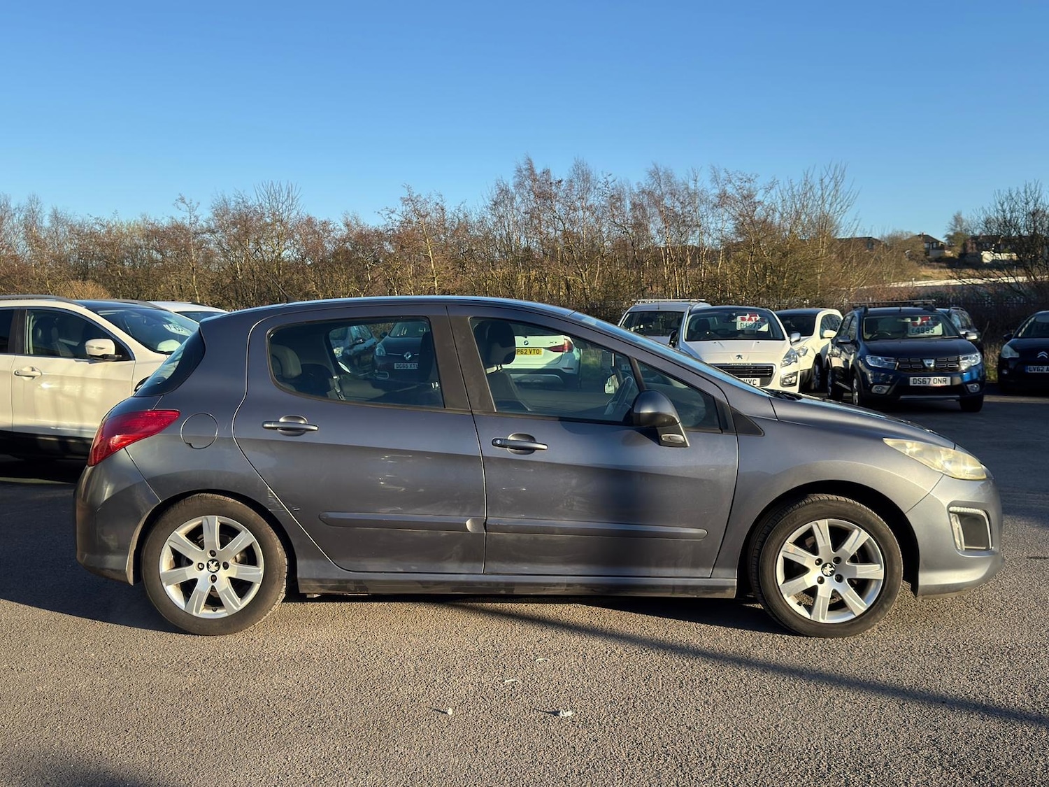 Used Peugeot 308 2011 for sale - 77931724: Photo 5