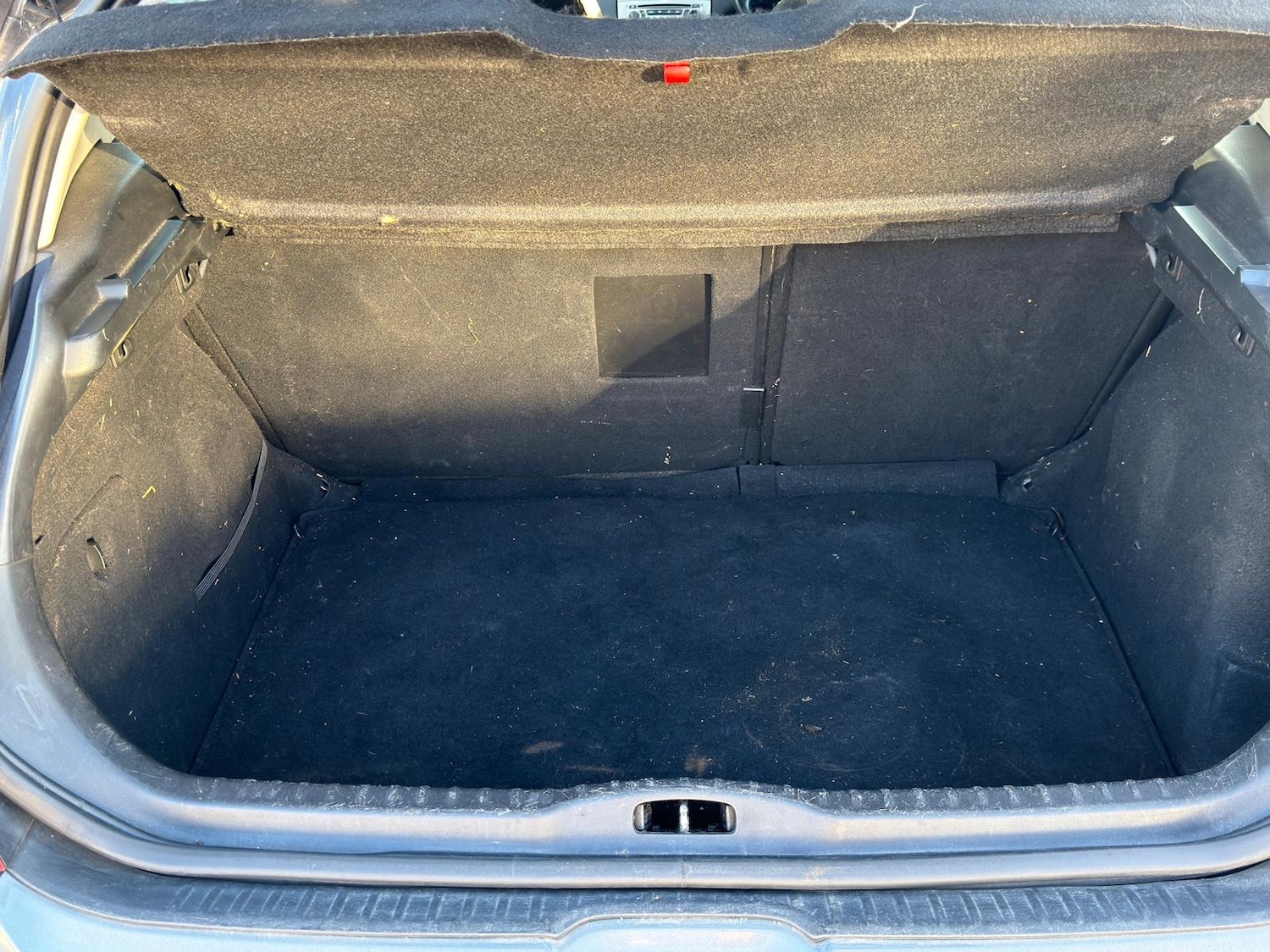 Used Peugeot 308 2011 for sale - 77931724: Photo 8