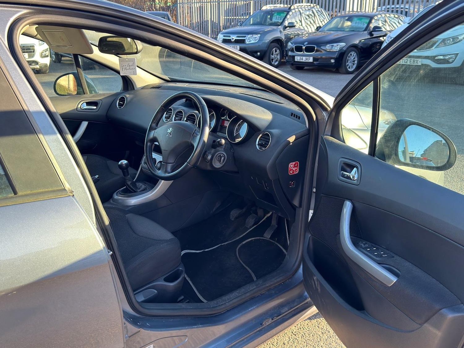 Used Peugeot 308 2011 for sale - 77931724: Photo 9