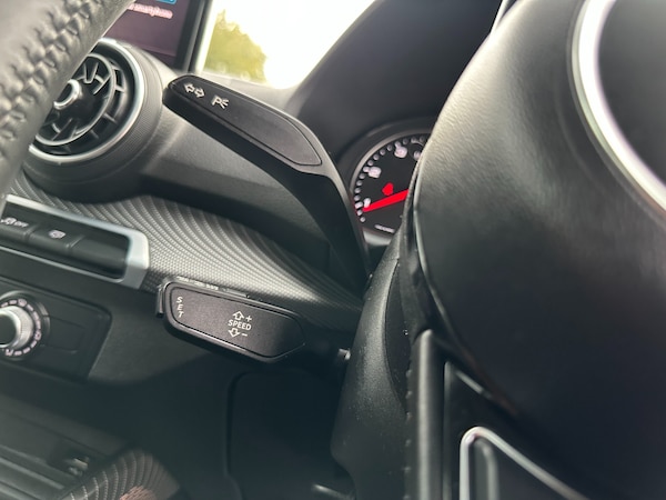 Used Audi Q2 2017 for sale - 76117701: Photo 40